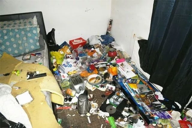 Ăn trong phòng dễ bị ám mùi thức ăn