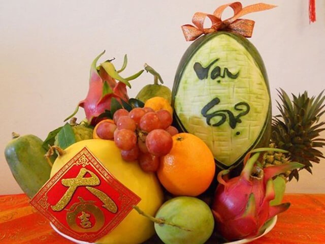 Mâm Ngũ Quả ngày Tết ở 3 miền Bắc - Trung - Nam 2 Mâm ngủ quả ở Miền Trung