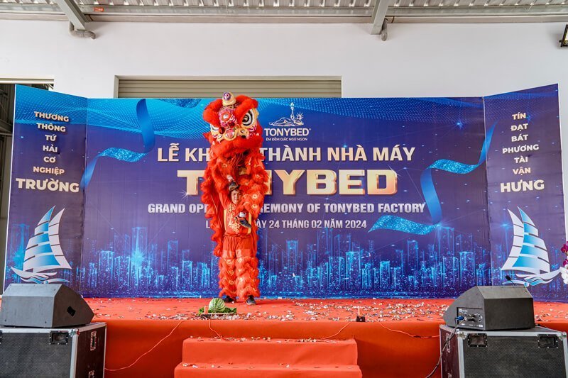 mua lan mung khanh thanh nha may san xuat moi cua Tonybed
