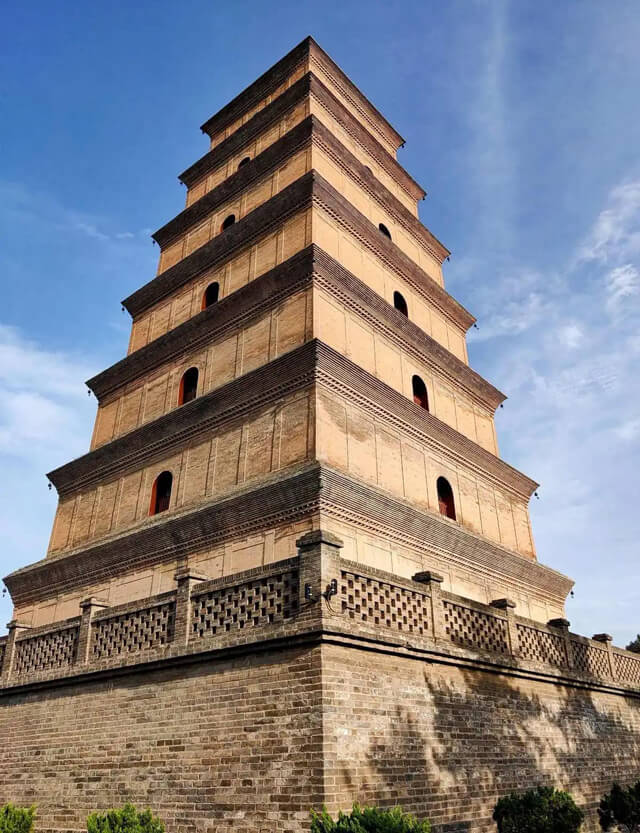 Series du lịch Trung Quốc cùng Tonybed: Ngày 7 Tháp Đại Nhạn & Minh Tường Thành 1 Tháp Đại Nhạn, còn gọi là Đại Yến, được ví như cuộc đời phi thường của Đường Tam Tạng