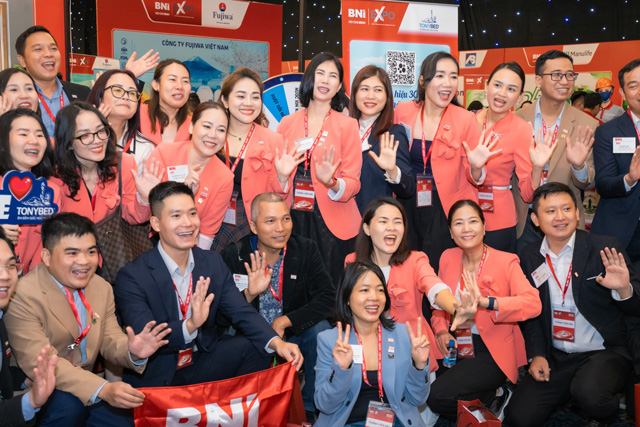 Tonybed ghi dấu ấn mạnh mẽ tại sự kiện kinh doanh lớn nhất BNI EXPO HCM 2024 3 DUY02508