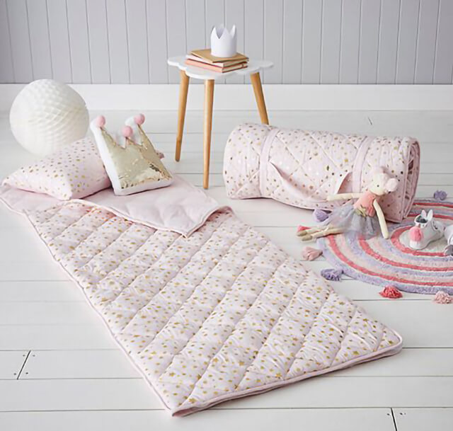 Cẩm nang chọn nệm cho bé đi học cha mẹ nên lưu ngay 2 Cac chat liêu nem di hoc pho bien cho be