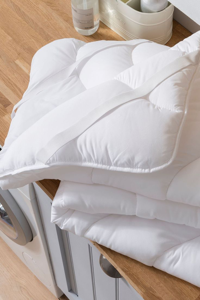 Hướng dẫn bảo quản và vệ sinh nệm topper chi tiết từ A-Z 4 Cac meo giu cho Topper luon sach va thom